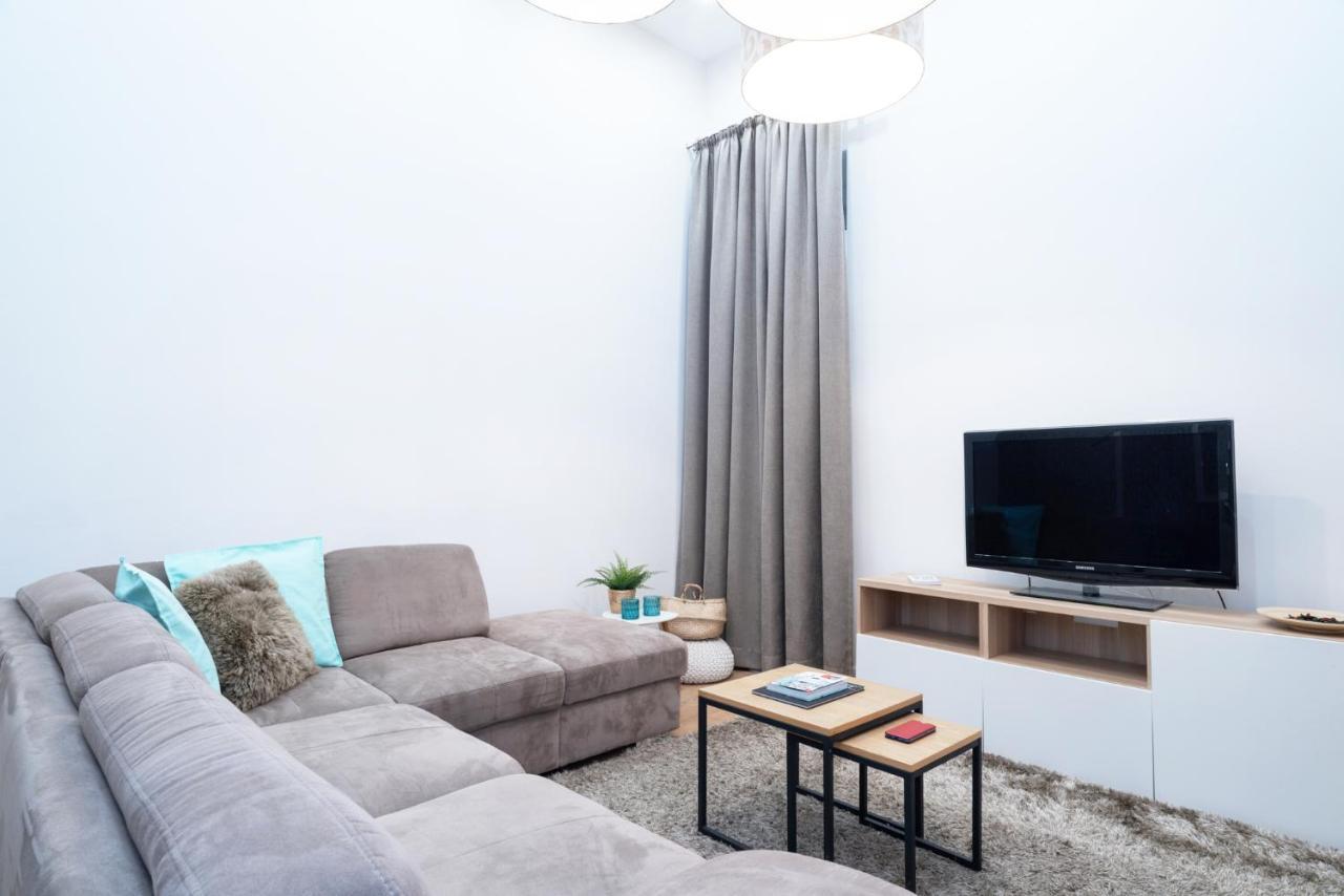 Super Central Apartment With A/C Budapest Ngoại thất bức ảnh